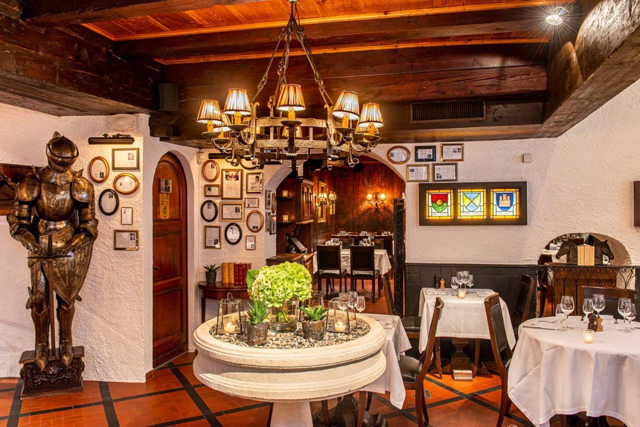 Hotel Les Armures Женева Екстер'єр фото Interior of the restaurant